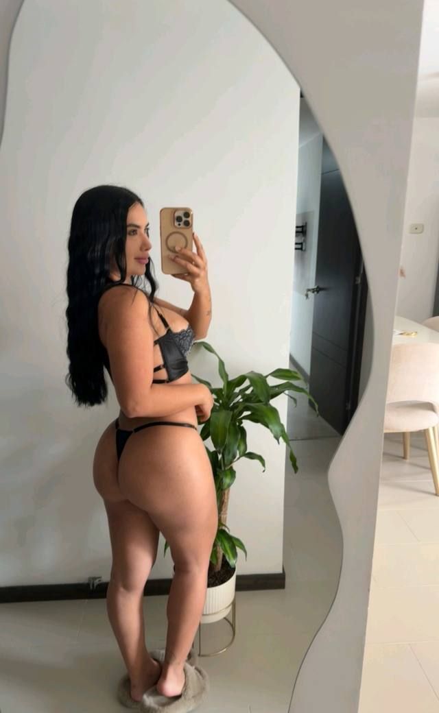 🥰🥰 I’m Elena I can give you a nice service 🥰🥰 you can also get a hot banging body erotic massage 🥰🥰🥰 - Image 2