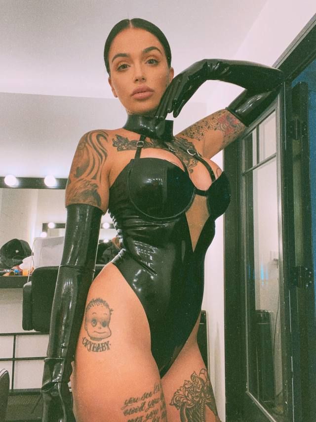 SNAPCHAT👻 LEIGHRAVEN43 OR TEXT 5042250051 FOR FUN 👅 !!! 💦💦🍆🍆 👅👅🍑🍑 - Image 2