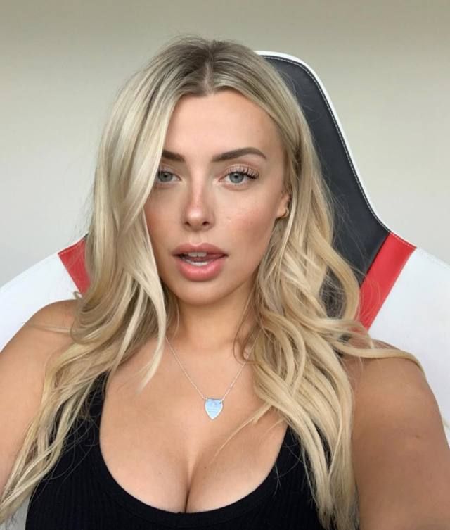 🍆🍑I'm available 24/7 🍑🍆 HOT 🥵 GIRL IN TOWN AVAILABLE FOR 😍BOTH INCALL 🥀🥰🥵AND OUTCALL💦🍒 SERVICE - Image 2